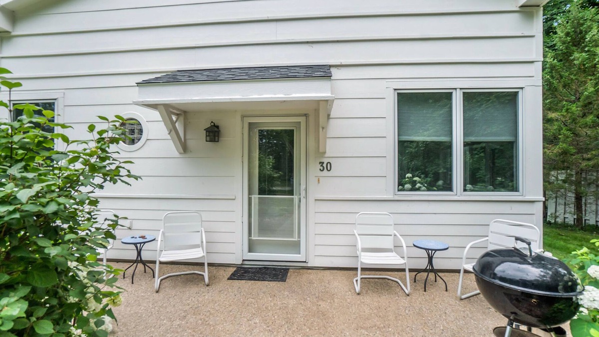 South Haven Villa | Sleepy Hollow Beach Resort introduces Patio 30