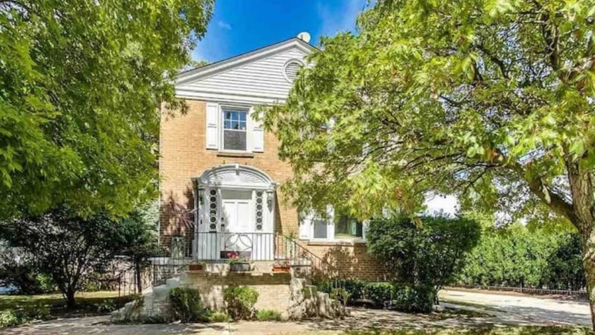 Evanston House | Sleepy Sanctuary