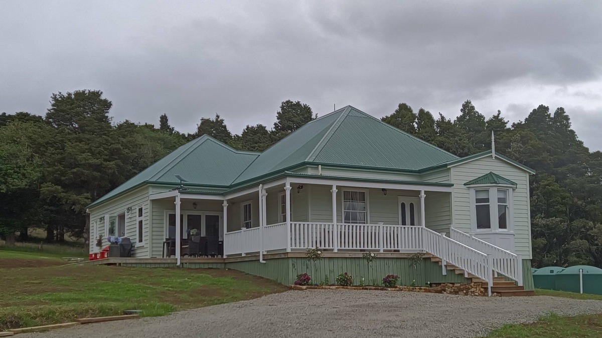 Okaihau House | Slice of ParadisenStunning newly renovated villanPet friendly