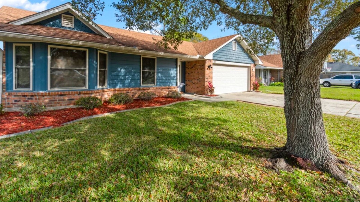Slidell House | Slidell-New Orleans Mardi Gras Get away