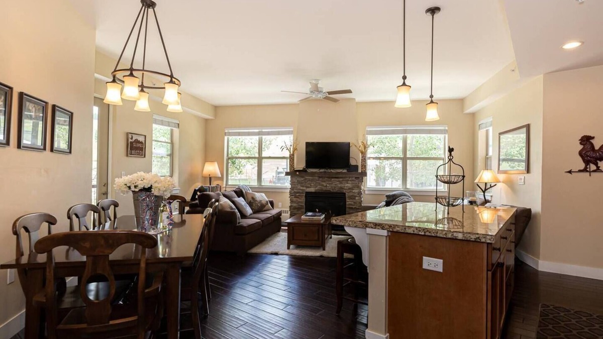 Silvercreek Condo | Slopeside Delight - Beautiful Ground Floor Ski-in/out - 3bd/3ba Condo at Granby Ranch