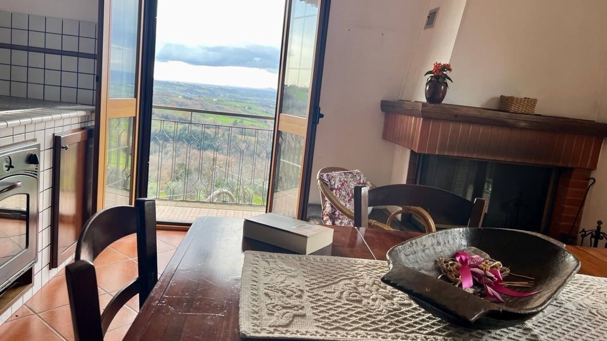 Poggiolo Apartment | SMALL APARTMENT IN THE VILLAGE OF POGGIO DI OTRICOLI