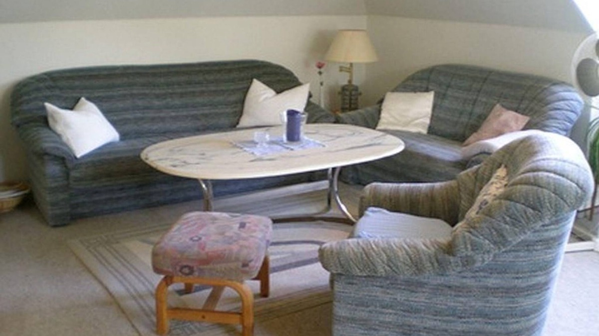 Wallsbull Apartment | Small apartment upstairs, 1 bedroom - Späth, Irene