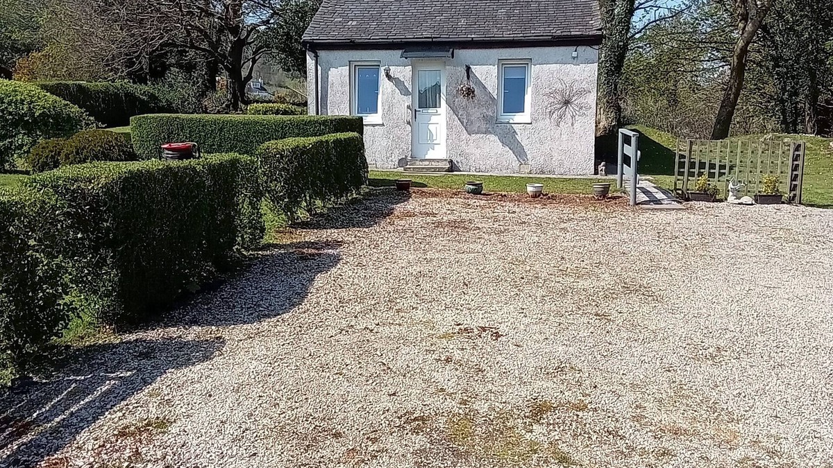 Isle of Arran House | Small Detached Cottage in Lamlash.Sleeps 2