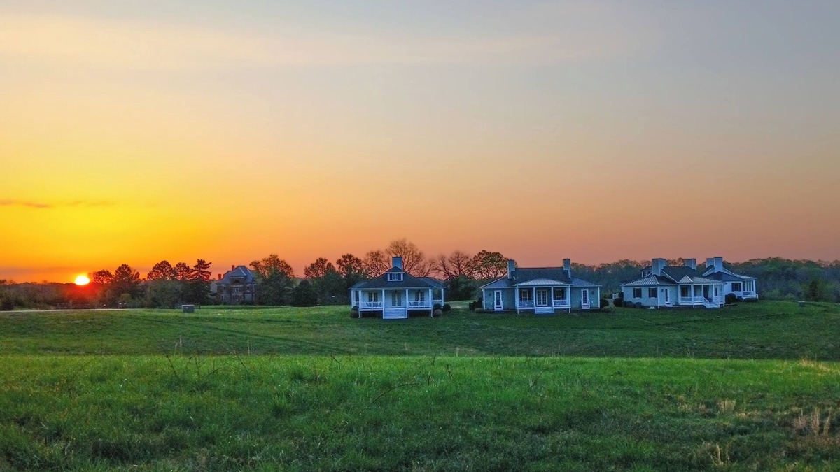 Farmville Cottage | Small efficiency unit near Hampden-Sydney and Longwood