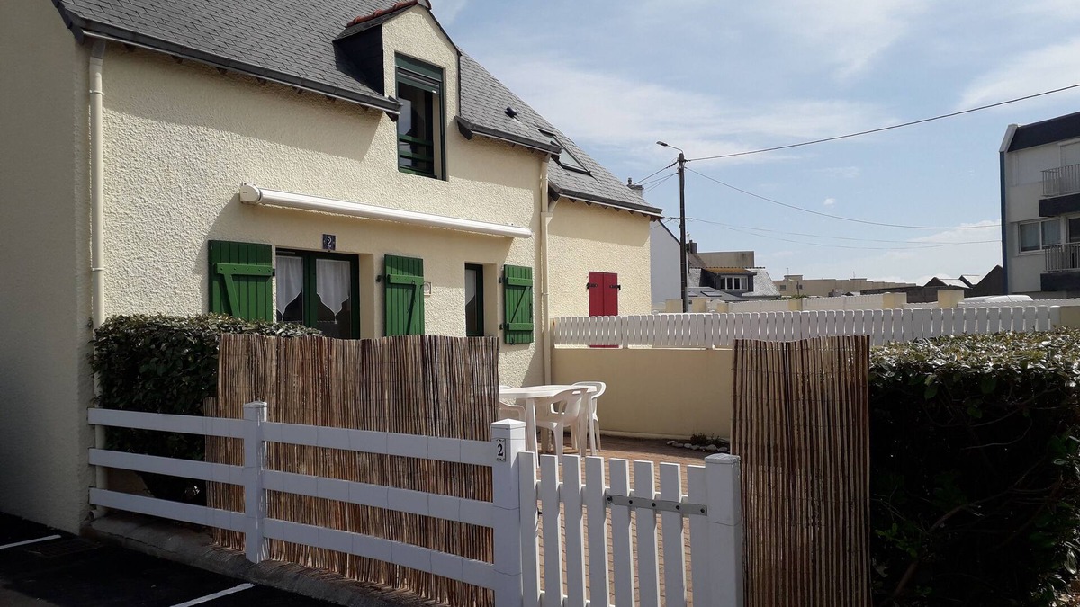 Quiberon House | Small house facing the wild coast of Quiberon, ocean view.