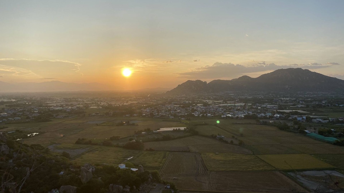 Phan Rang House | Small house with garden view - near the beach