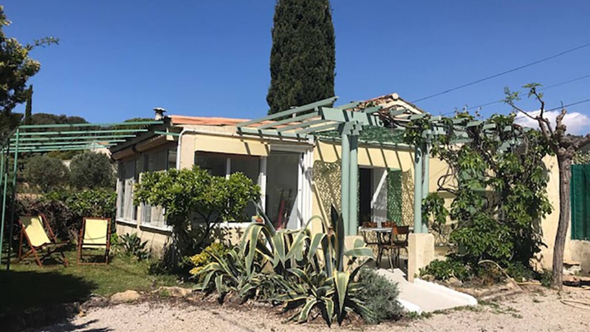 Saint-Cyr-sur-Mer House | Small house with pedestrian access to Port d'Alon cove (St Cyr sur Mer)