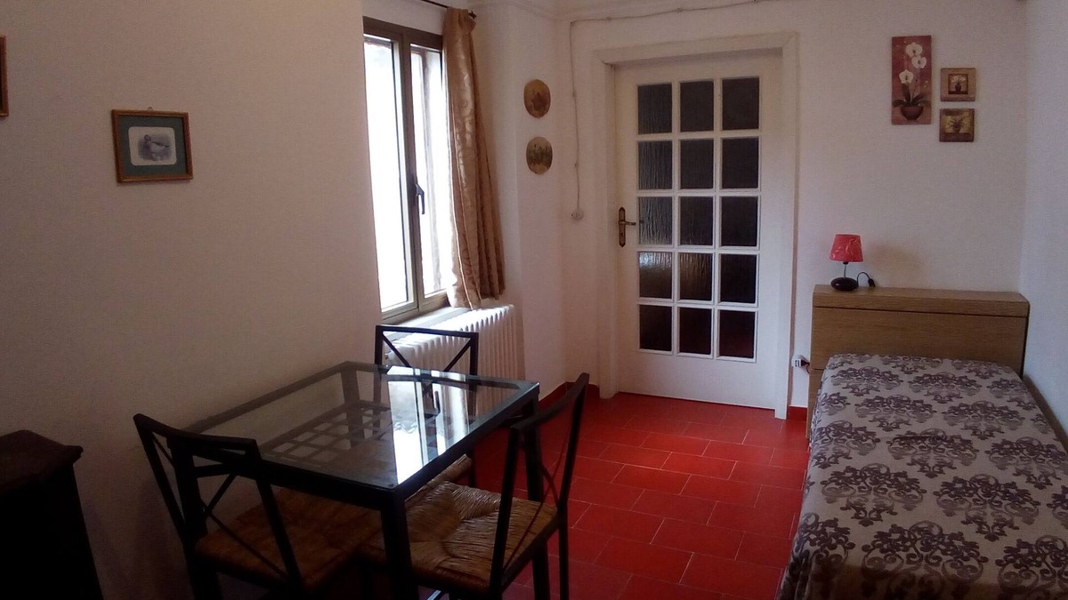 Ferrandina House | Small independent suite just a stone's throw from the historic center of Ferrandina.