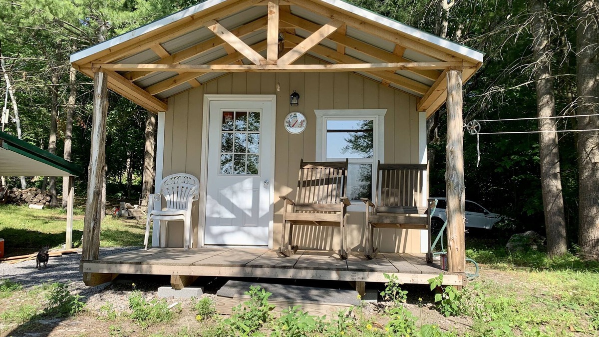 Town of Macomb Cottage | Small lakefront cottage on Black Lake with dock - can sleep 13