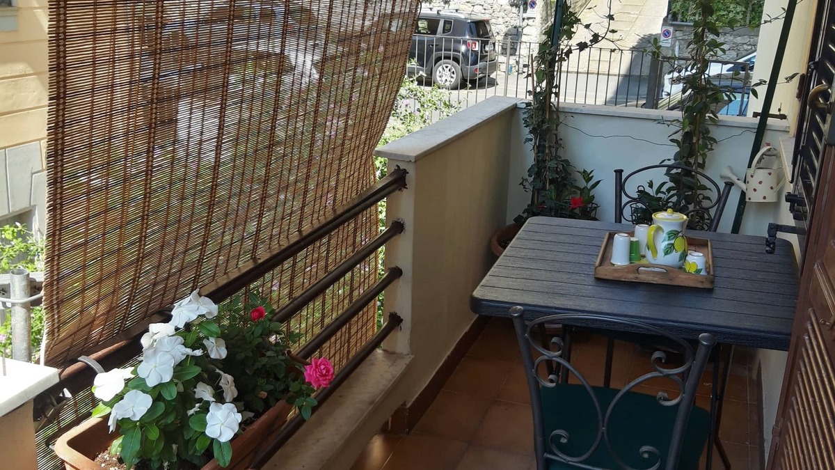 La Spezia Historic Centre Apartment | Small Luxury House CIN IT011015C2YON4DQUH