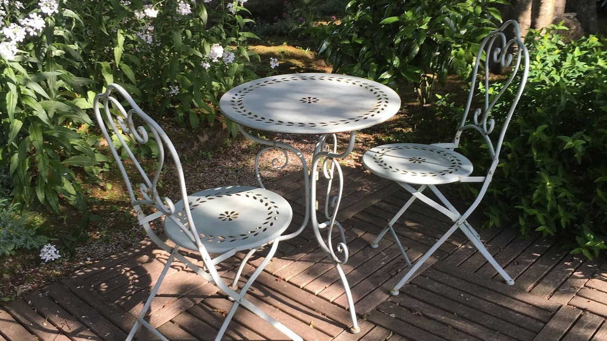 Leuhan Cottage | Small stone house in Finistère, Pets welcome, 1/2 hour from the coast