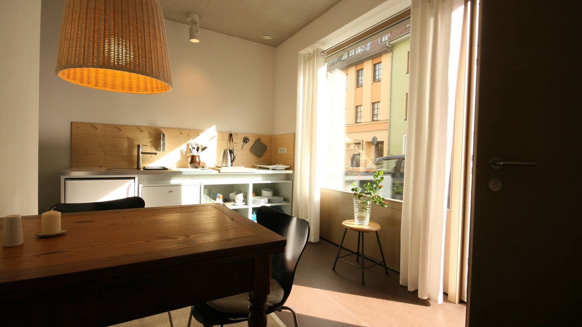 Weimar Apartment | Small, stylish guest apartment in the middle of Weimar's historic old town.