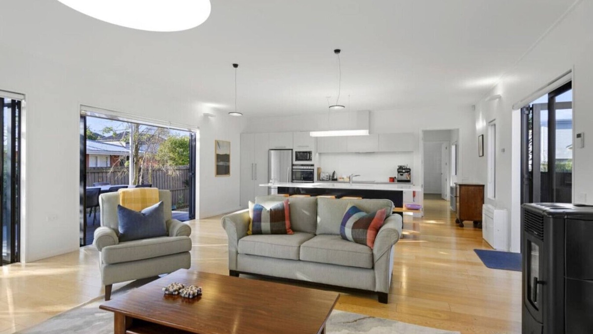 Edgeware House | Small Sustainable House