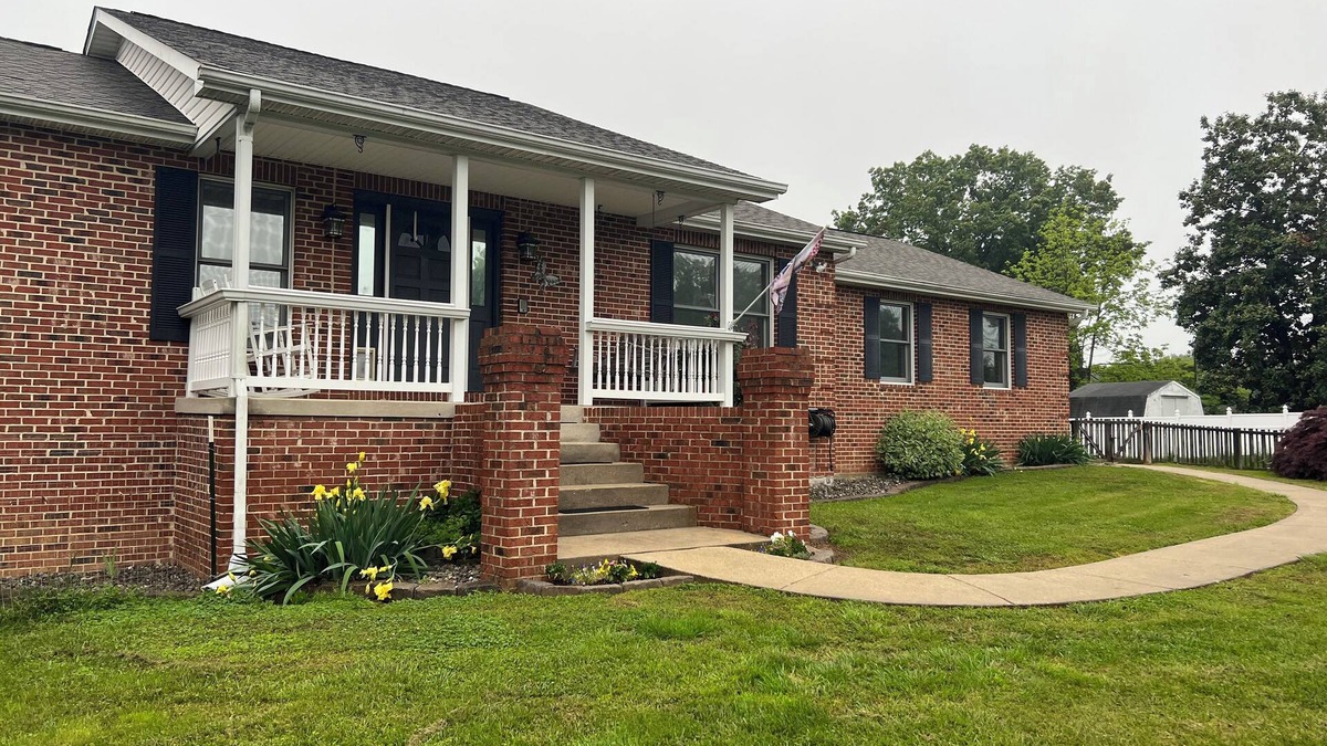 Marbury House | Smallwood St Park, Groups, Fire Pit, Blackstone, large parking area