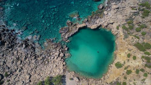 Moni Chrisoskalitissis Hotel | SMAROULA