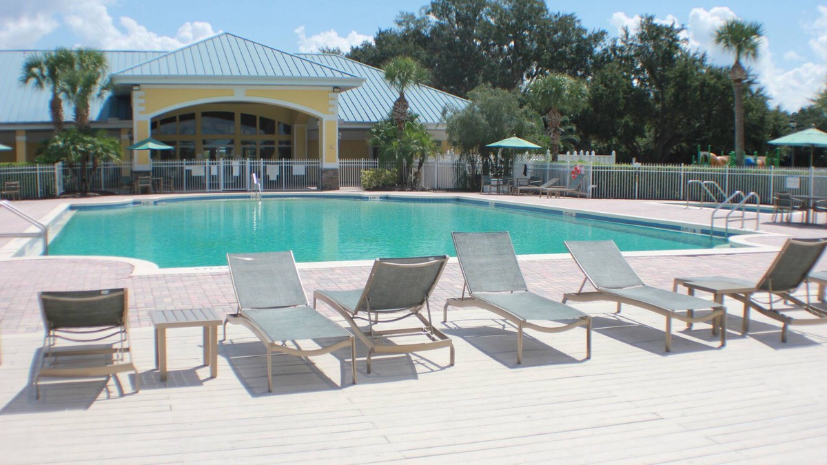Kissimmee House | Smart home near Disney World, Universal Studios, Silver Spurs Arena