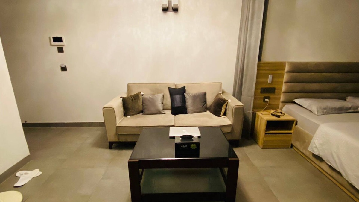 Sector 18 Apartment | Smart studio apartment