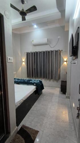 Varanasi Nagar Nigam House | SMB Paying Guest House