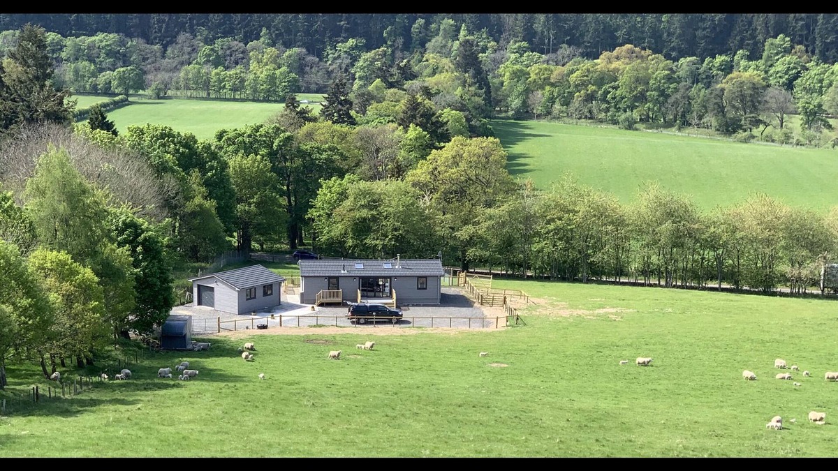 Cardrona Cabin | Smiddyhill Lodge, Innerleithen self catering holiday let
