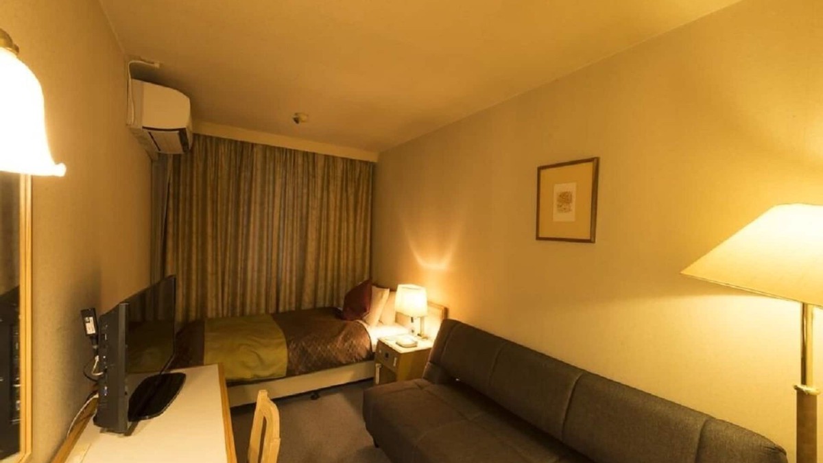 Kintaro Onsen Hotel | Smoking Single with sofa Slightly larger room fo/Uozu Toyama