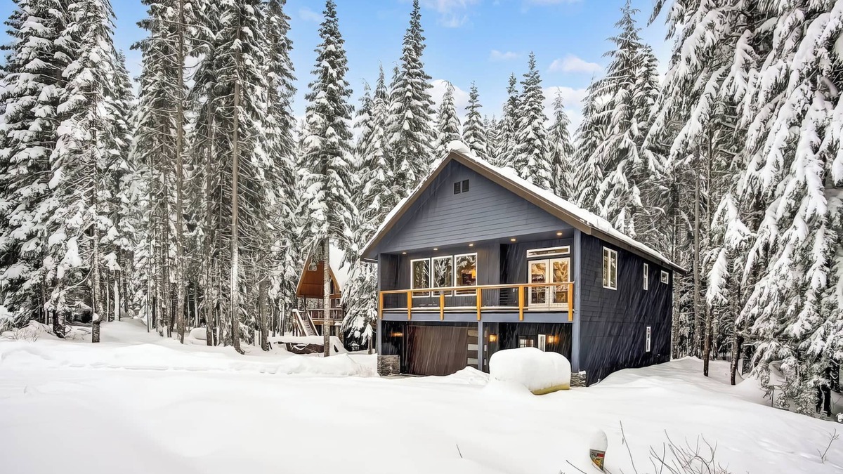 Snoqualmie Pass Cabin | Snoqualmie cabin and sanua - 5 mins to skiing