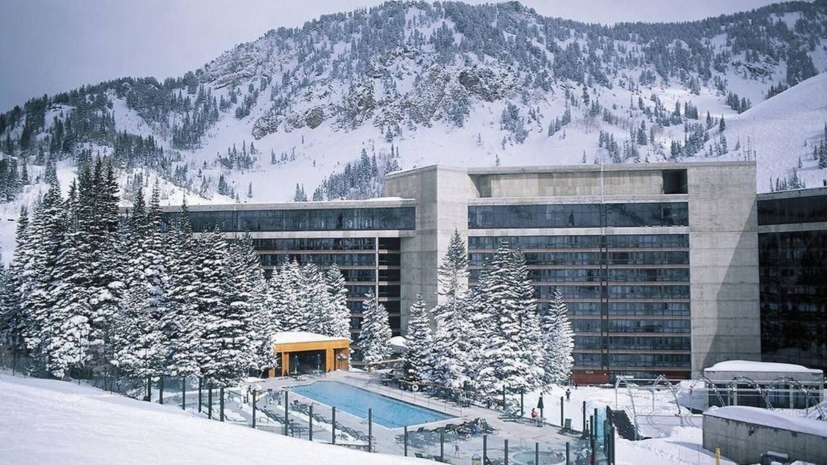 Salt Lake Mountain Resorts Condo | Snowbird Cliff Club Ski In/Out 2 Bdrm Condo 2/14/26-2/21/26