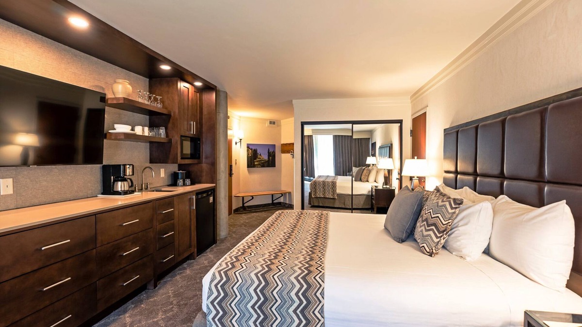 Salt Lake Mountain Resorts Condo | Snowbird Cliff Club, Ski-In/Out, 2 Bedrooms, Sleeps 10
