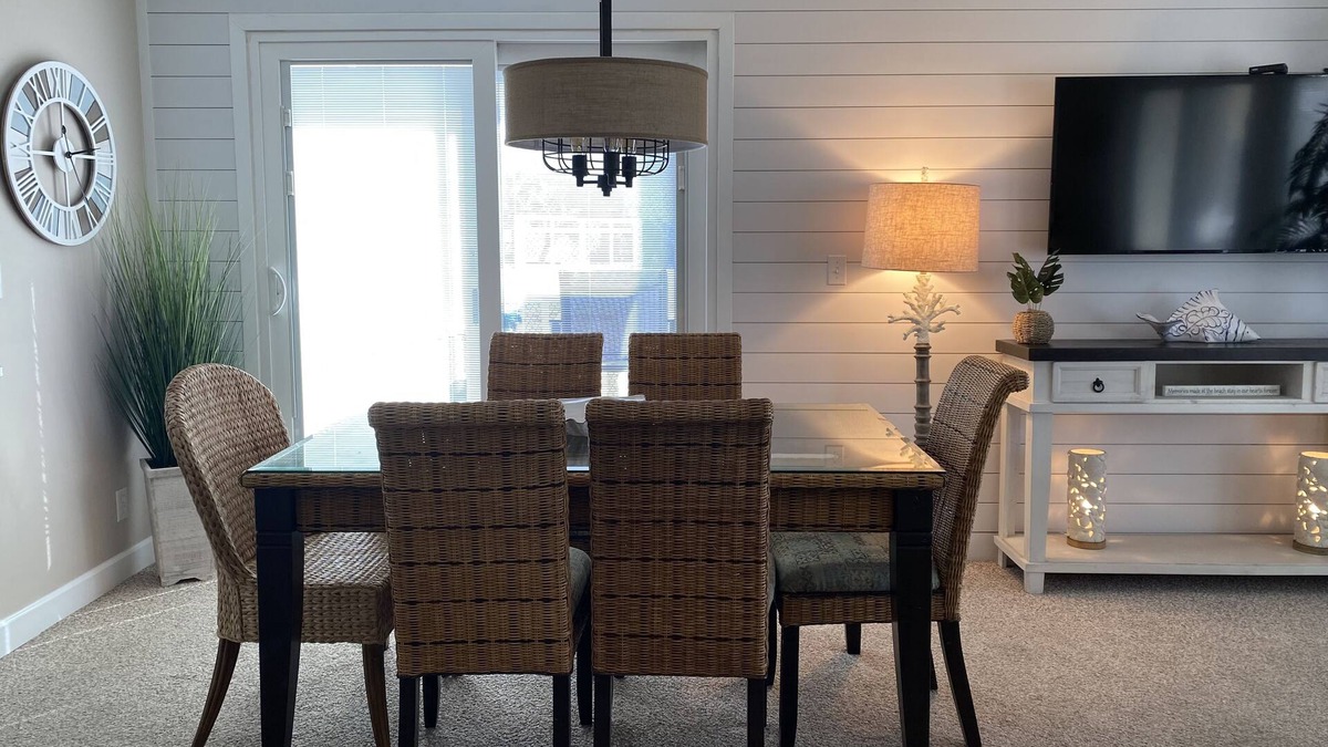 Holiday Isle Condo | SNOWBIRD WANTED Sandpiper Cove organized activities 1st fl 2bed 2bath Free par 3