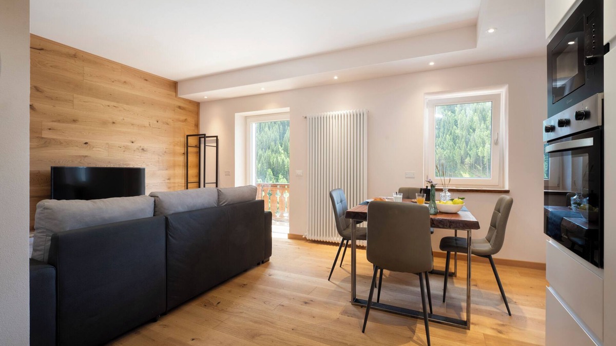 Alleghe House | SnowLake Suite & Apartments