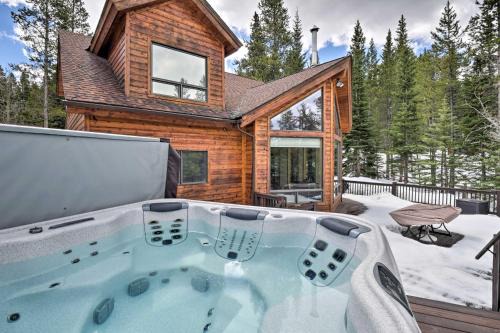 Breckenridge Park Estates House | Snowshoe and Ski Home with Mtn-View Deck in Breck!