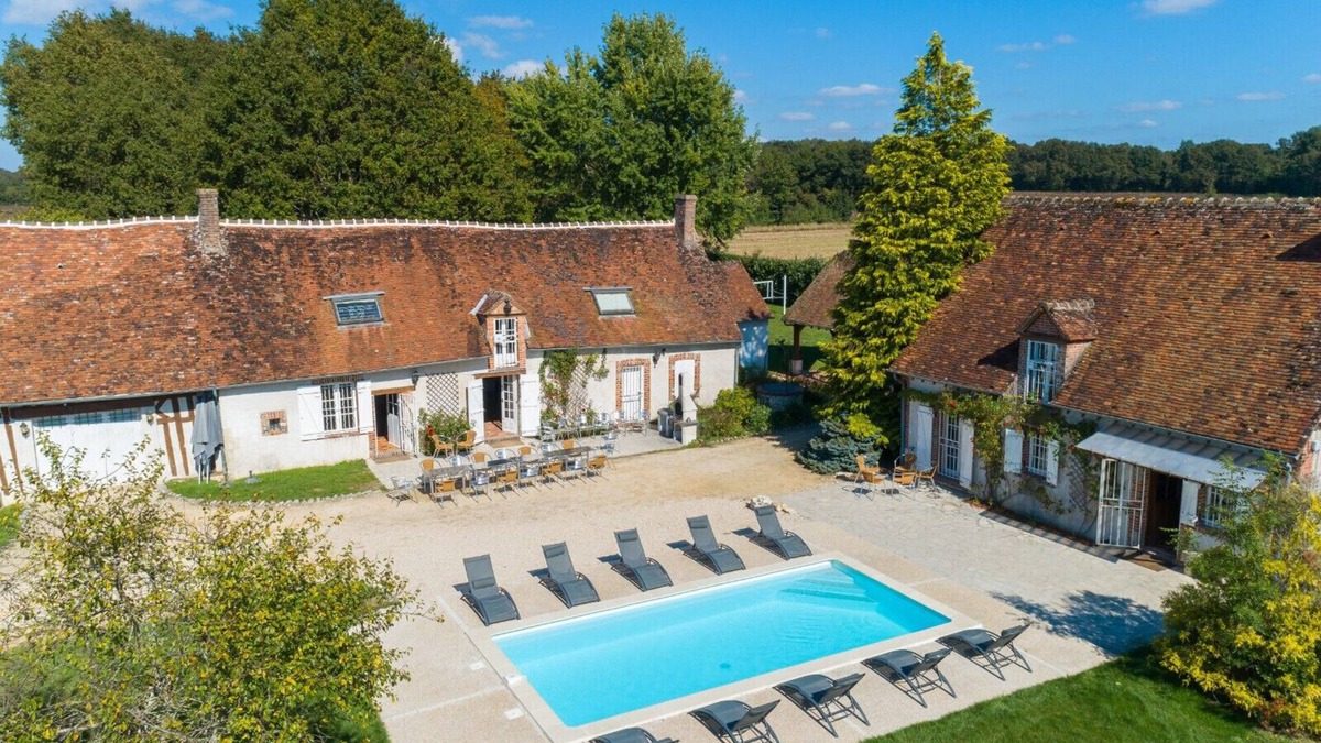 Saint-Maurice-sur-Aveyron Villa | So Villa Bergerie (45) - Heated pool - Foot - 1h30 Paris - 30 p.