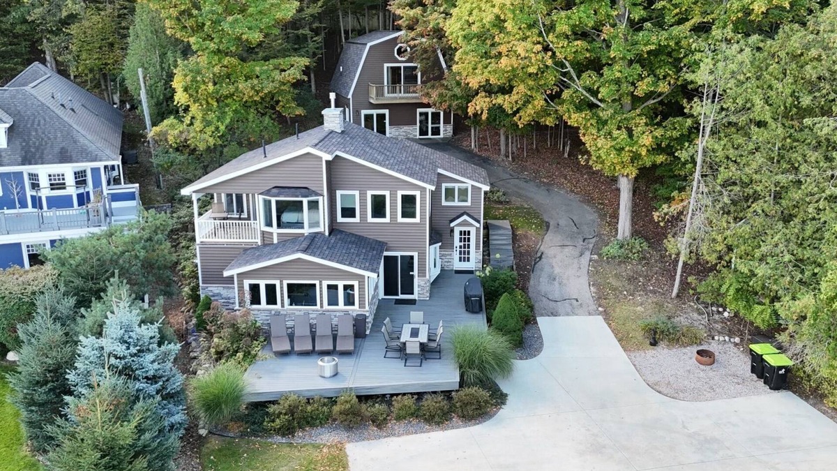 Boyne City House | Soaring Eagles; Lakehouse w/Optional Bunkhouse, Ski