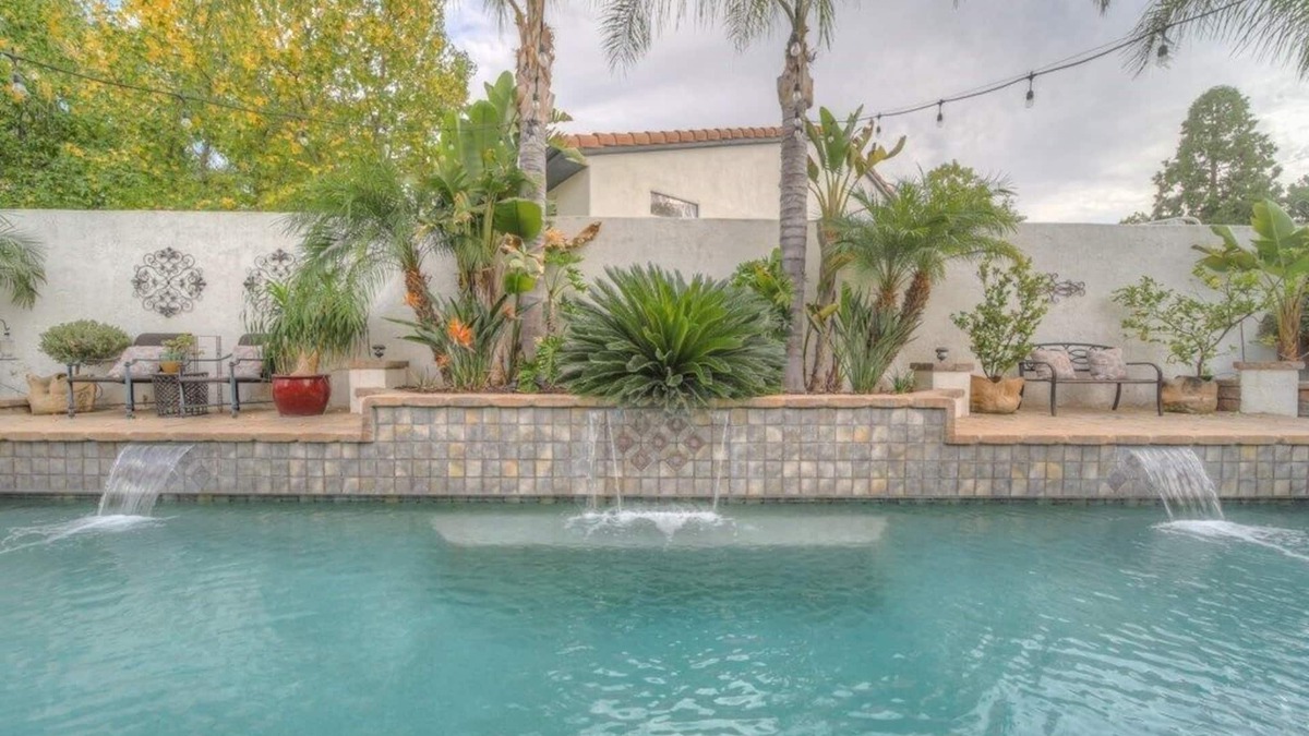 Canyon Lake House | SoCal Lake House Getaway With Private Pool & Lake Access