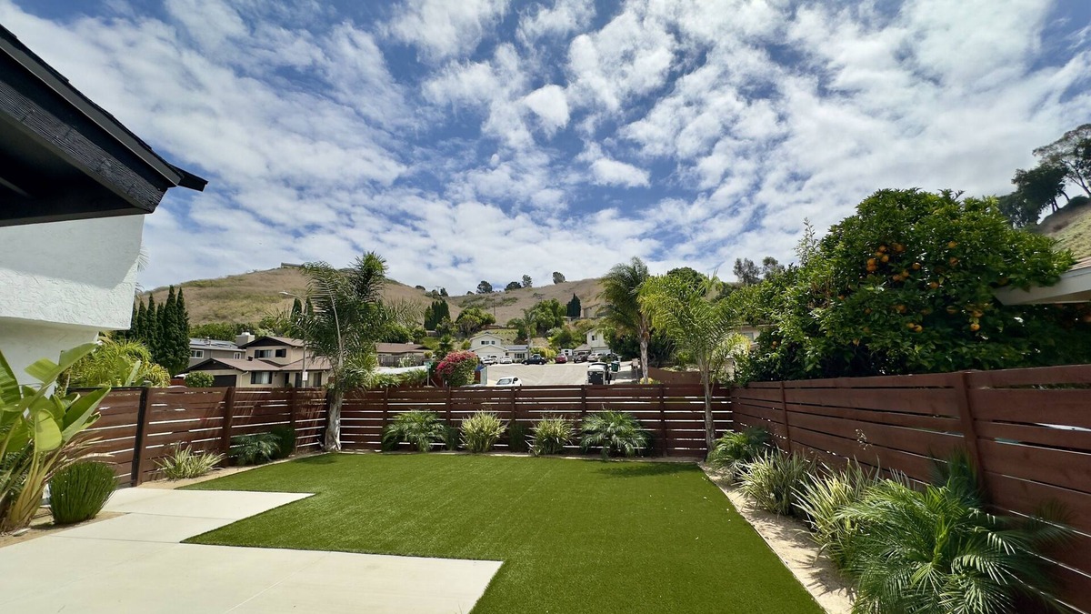 Loma Alta House | SoCal Sports Complex 8min!/Beach 10min!/Spacious Backyard