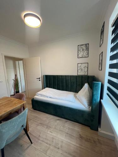 Knittelfeld Apartment | Sofia Apartment & Zimmer Nähe Redbull Ring