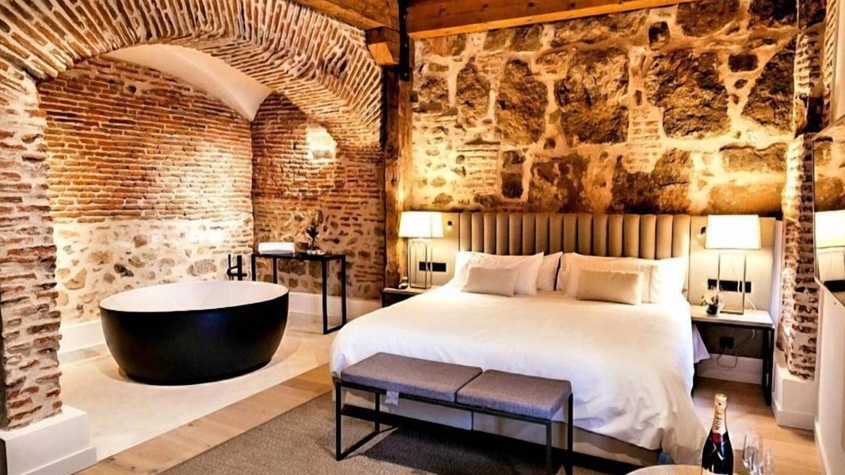 Old Town of Avila Hotel | Sofraga Palacio