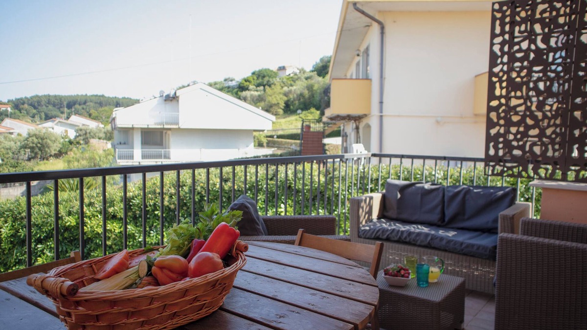 Lido Riccio Apartment | Sogno di Mare - Two Bedroom Apartment, Sleeps 4