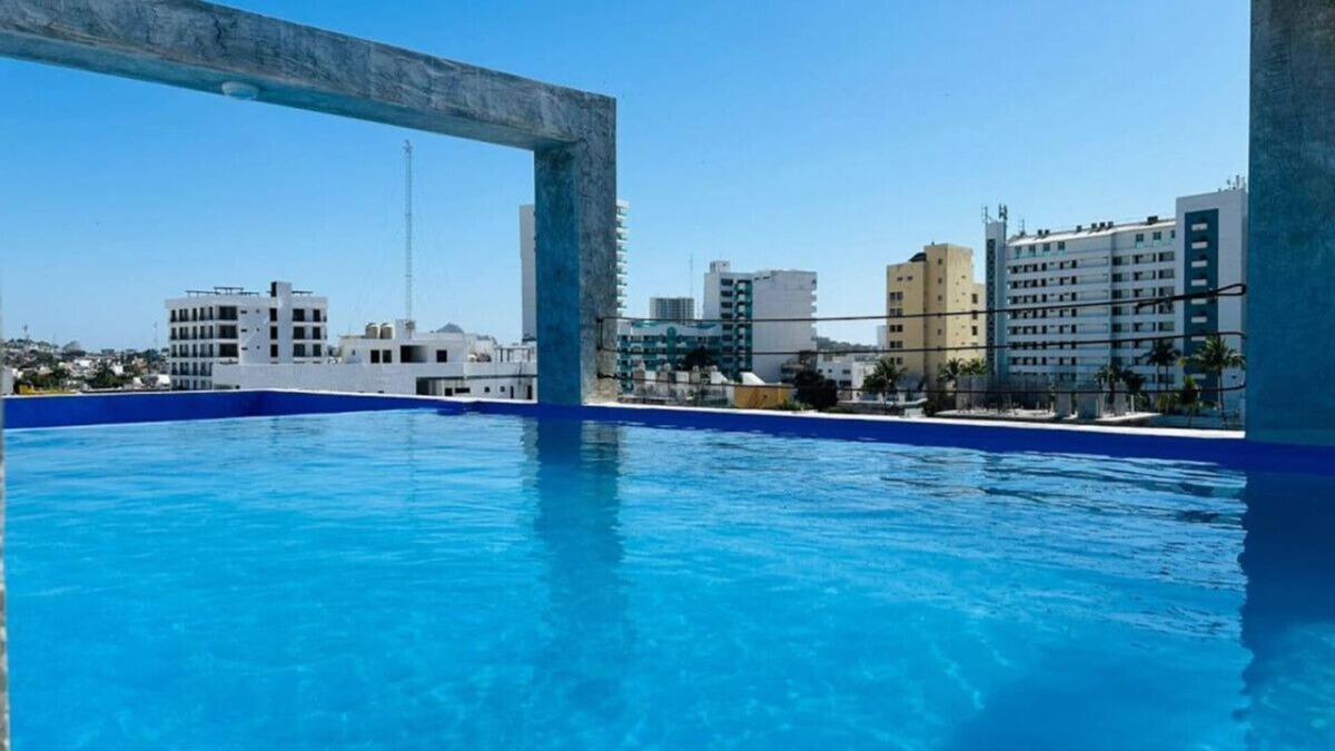 Ferrocarrilera Apartment | Soho 14 B one block from the beach