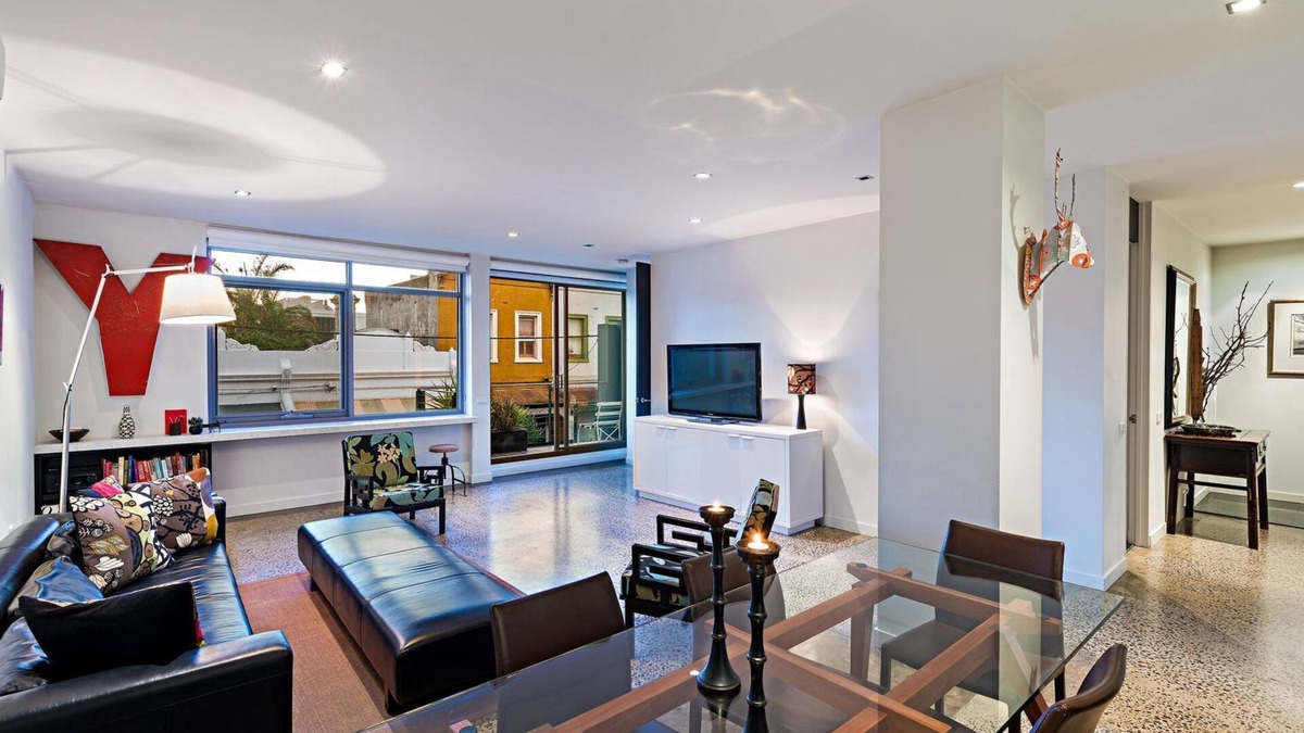 Fitzroy Apartment | Soho52 - glamorous and spacious inner city Fitzroy Melbourne apartment