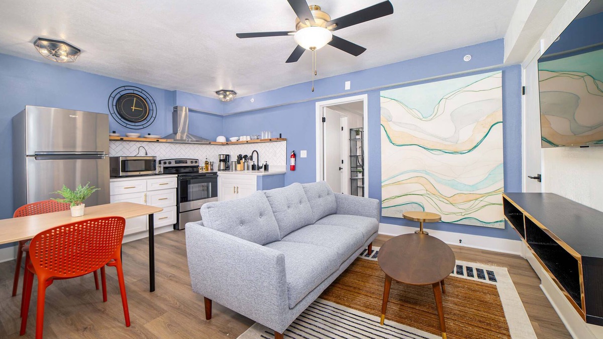 East Ocean View Apartment | Sojourn's Harborage S