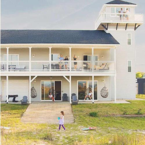 Cottage Line Villa | Sojourn The Lighthouse Beach Front Resort Villa