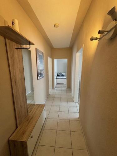 Rodenbach Apartment | Solana Monteur Apartment