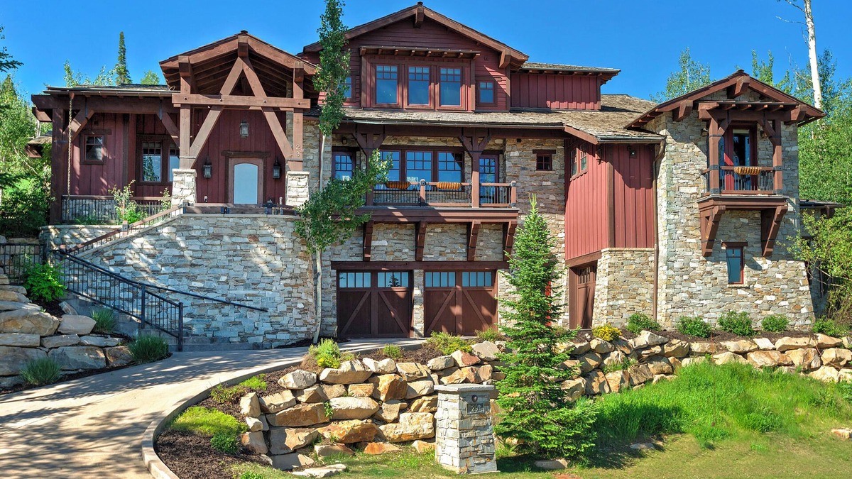 Empire Pass House | Solstice at Empire Pass | Ski in/out | Hot Tub | On Call Shuttle