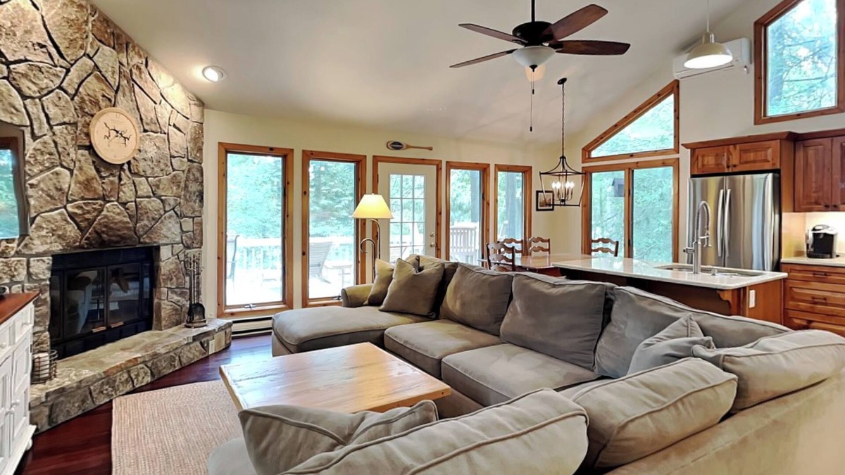 Oakland House | Somewhere | Great Views, Boat Dock, Fire Pit