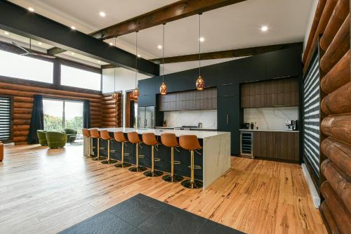 Saint-Faustin-Lac-Carre Ski Chalet | Sommet White Golf Hot tub Ski 10min