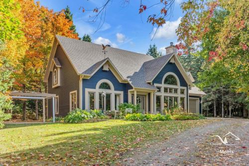 Saint-Philemon Ski Chalet | SommetBlanc