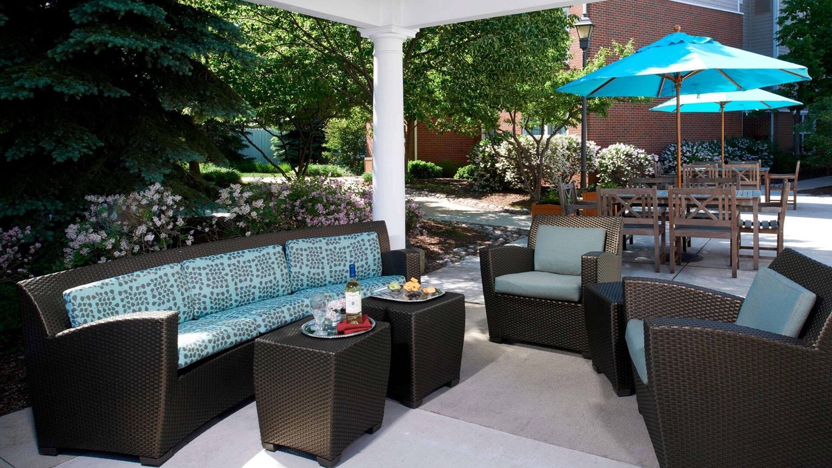Waukegan Hotel | Sonesta ES Suites Chicago Waukegan Gurnee