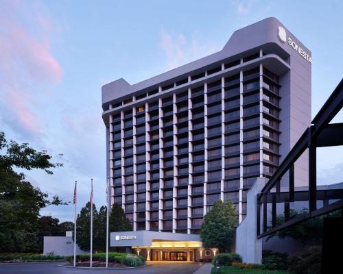 Nashville Hotel | Sonesta Nashville Airport