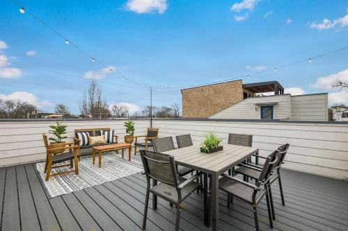 Chestnut Hill House | Songbird Suite AB